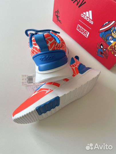 Кроссовки Adidas Marvel 34