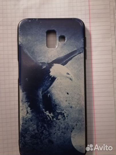 Чехлы на смартфоны