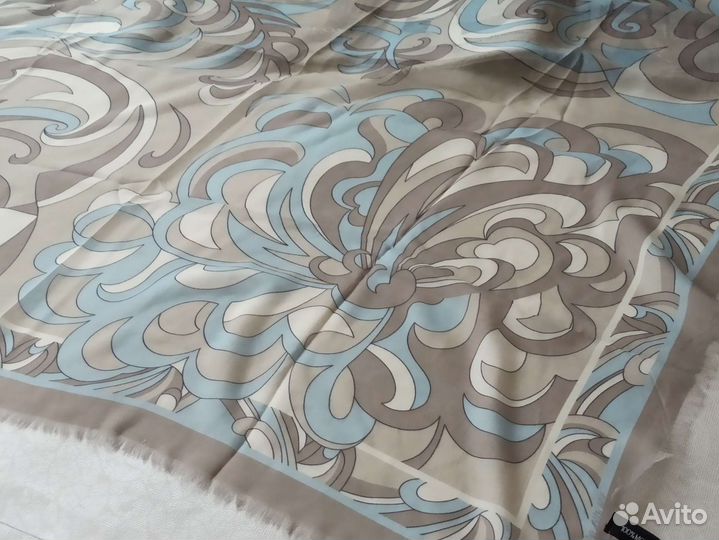 Платок Батист Модал Emilio Pucci голубой новый