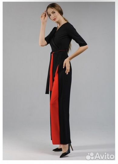 Комбинезон женский