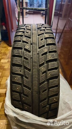 Kumho I'Zen KW22 205/70 R15 96T