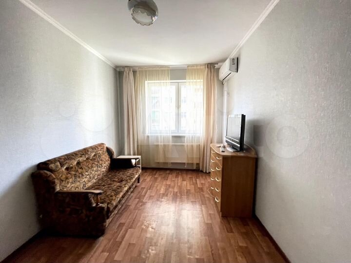 2-к. квартира, 58 м², 3/17 эт.