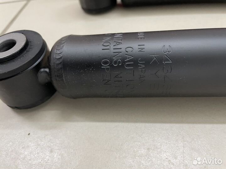 Амортизатор задний KYB 343465 для nissan tiida