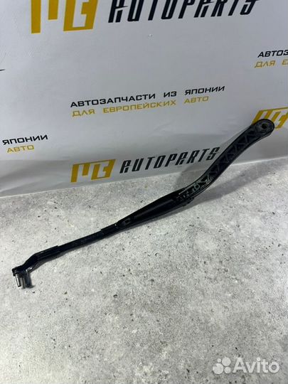 Щетка стеклоочистителя передняя левая