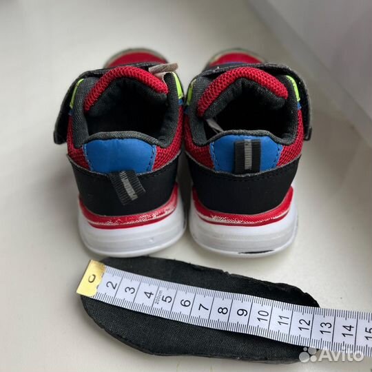 Кроссовки детские 20 размер