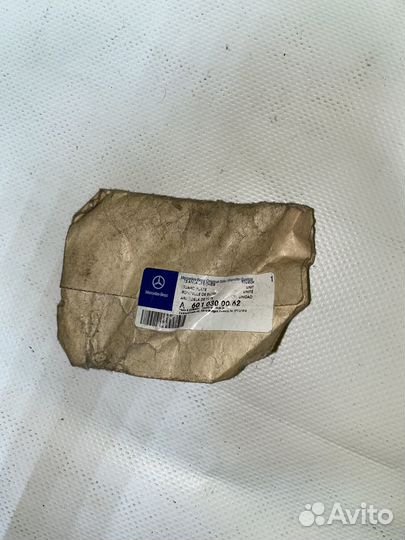 Полукольцо упоpное A6010300062 mercedes benz