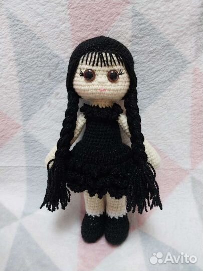 Ручная работа Уэнсдей