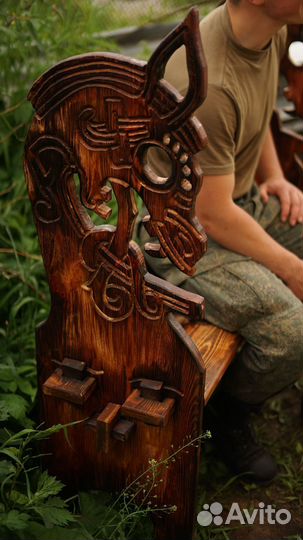 Скамья ручной работы (уличная мебель)