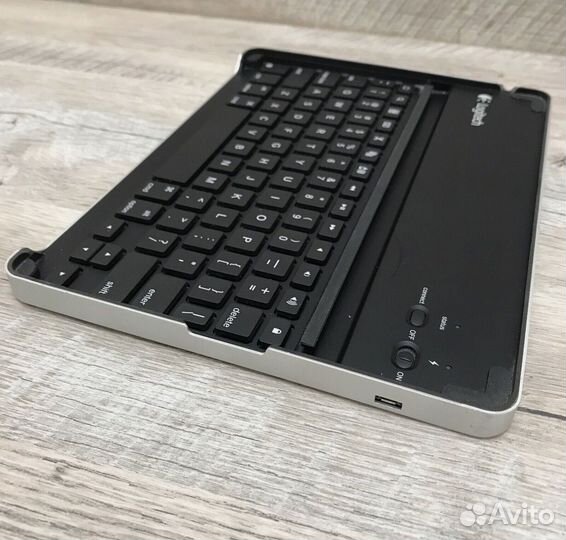 Bluetooth клавиатура logitech Zagg