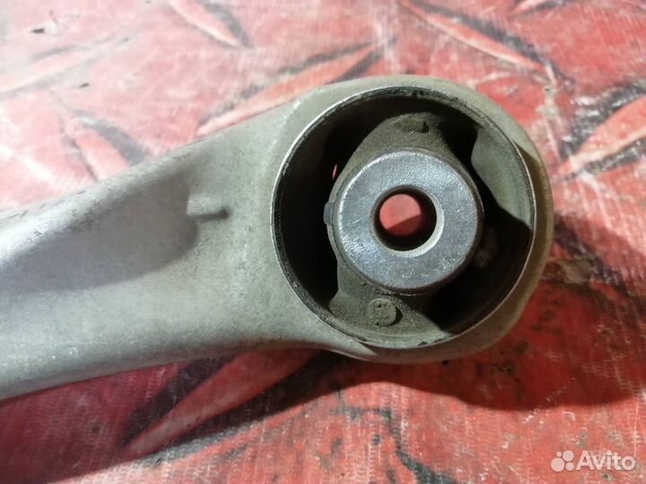 Рычаг передний правый нижний BMW 5 F10 6 F12 F02