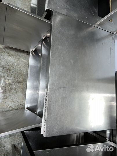 Стол с дверками из нержавейки 80х60х90