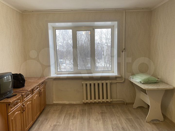 Комната 13 м² в 1-к., 4/5 эт.