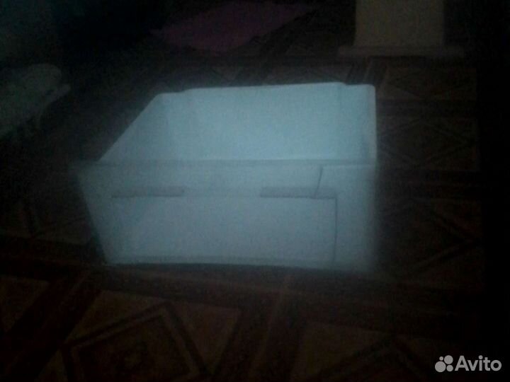 Ящик пластиковый для холодильника Indesit