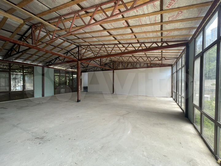 Свободного назначения, 200 м²