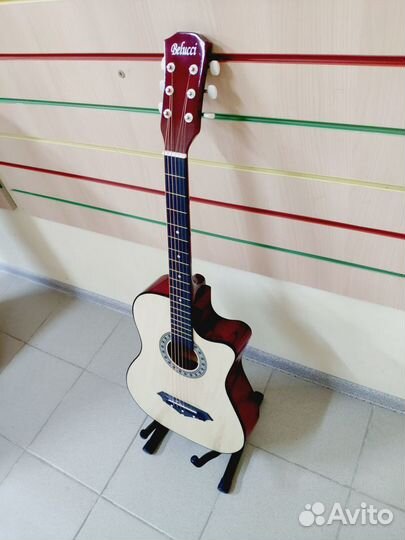 Гитара акустическая