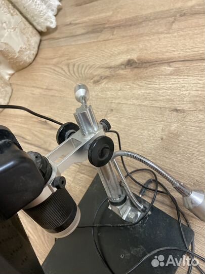 Микроскоп с монитором