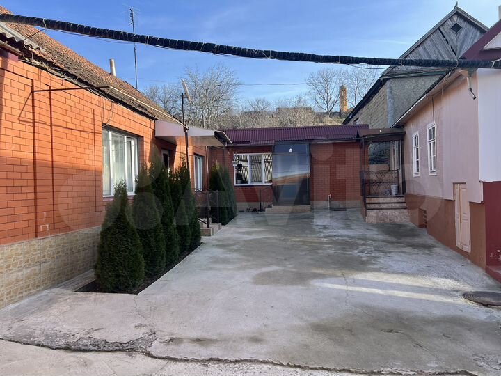 Дом 350 м² на участке 16 сот.