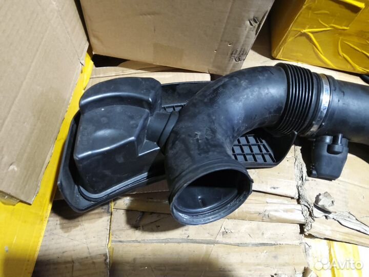 Корпус воздушного фильтра Bmw 540I E60 N62B40