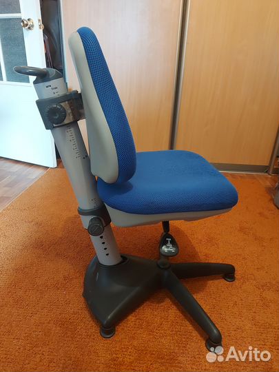 Кресло растущее Бюрократ KD-2 (Comf-Pro)