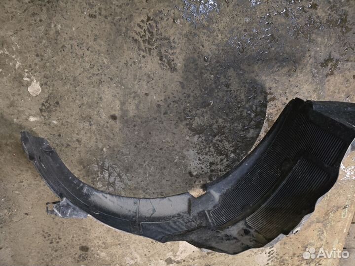 Подкрылок передний правый hyundai solaris