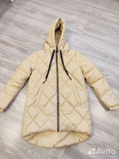 Зимняя куртка, пуховик