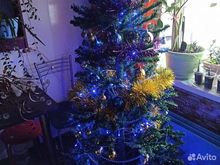 Ель искуственная