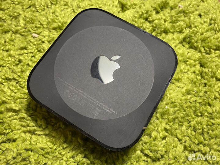 Apple TV 4 A1625 32GB полный комплект
