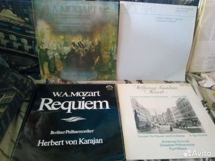 Старые виниловые пластинки