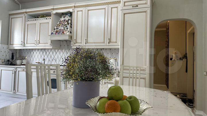 3-к. квартира, 80,9 м², 3/4 эт.