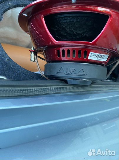 Сабвуфер аура