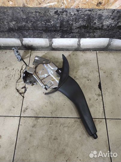 Ручник Nissan Tiida C11