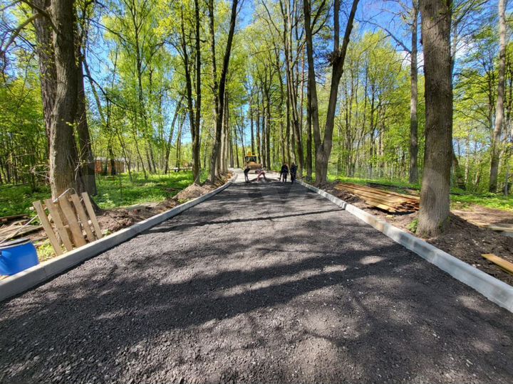 Коттедж 185 м² на участке 9 сот.