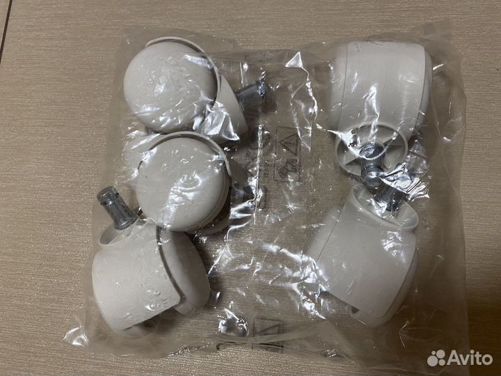 Новые колеса для офисного кресла