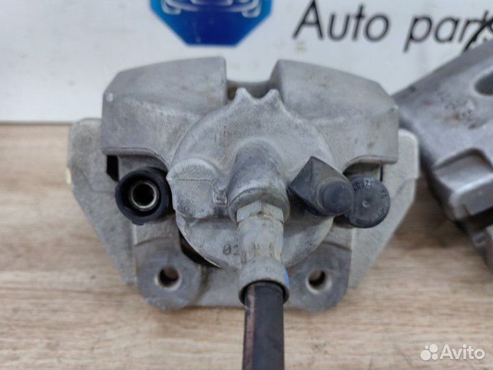 Суппорт тормозной задний Bmw X6 E71 N54B30A 2008