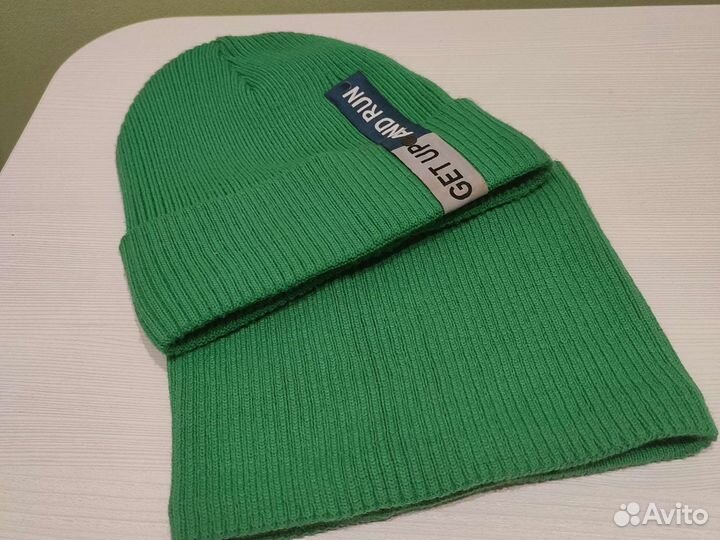 Комплект шапка и снуд