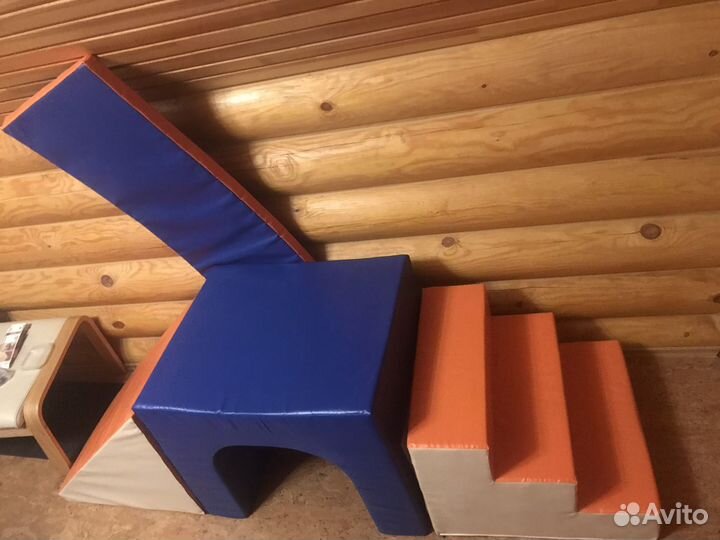 Бассейн с шариками, мягкие модули, горка