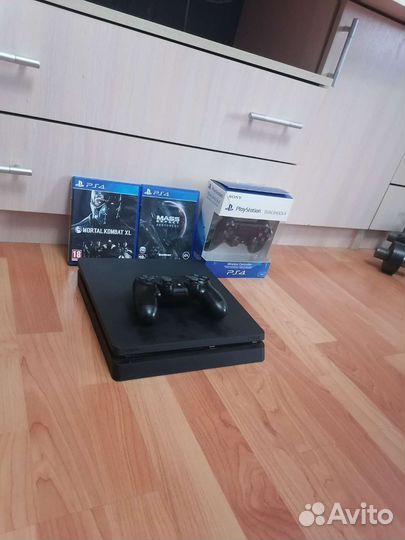 Ps4 slim