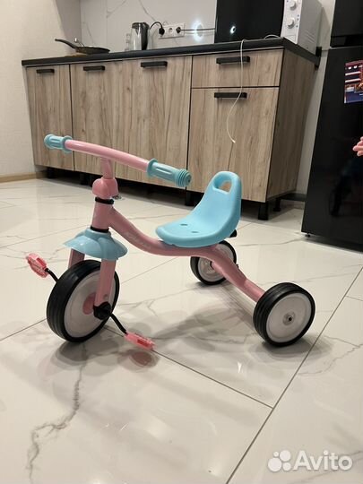 Детский трехколесный велосипед