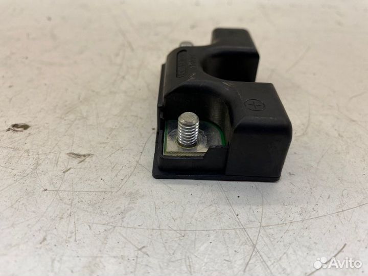 Антенна Audi A6 C6 2.0 2008