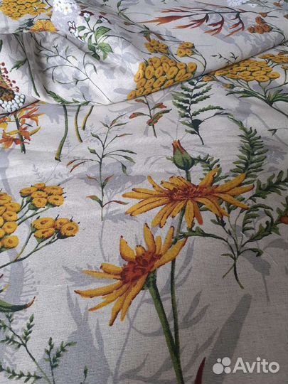 Скатерть 1,45х1,2 и шторы