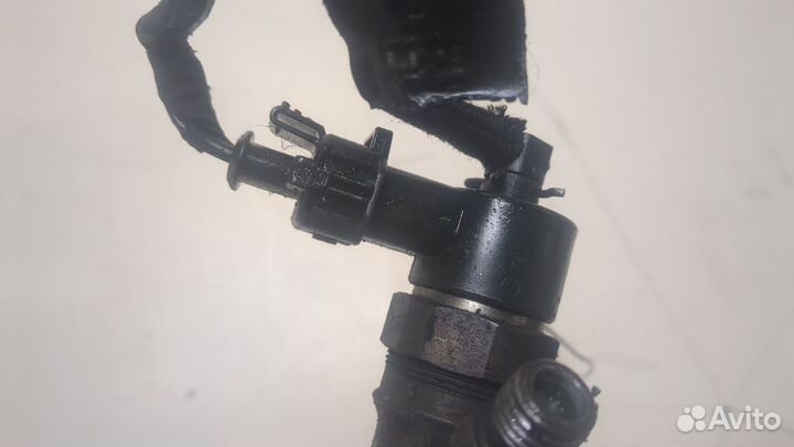 Форсунка топливная Jeep Liberty, 2002