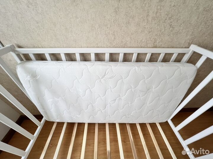 Детская кровать с матрасом