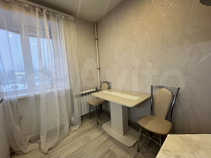 2-к. квартира, 42,9 м², 2/4 эт.