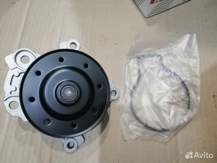 Помпа водяная Toyota 2ZR 3ZR T-168