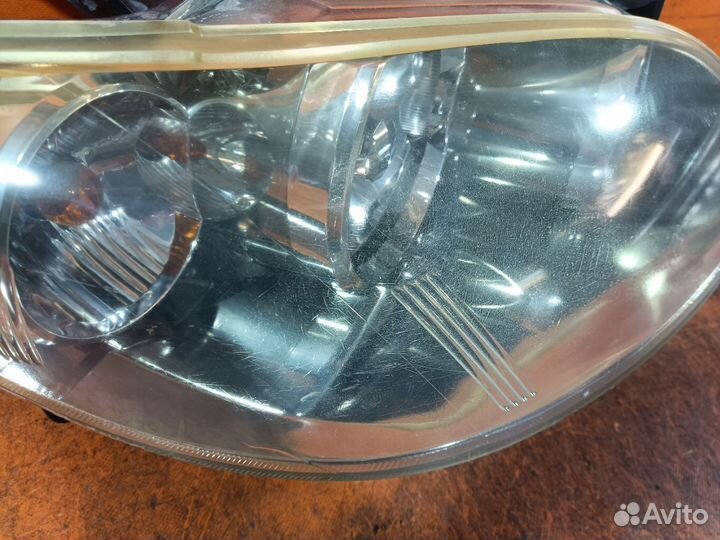 Фара Mazda Mpv LW3W (Правое)