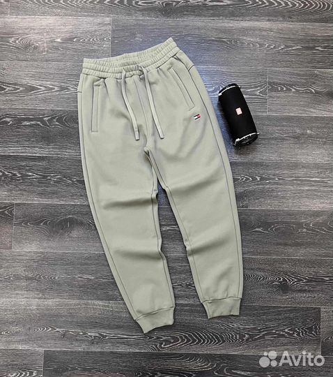 Спортивные штаны