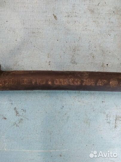 Патрубок охлаждения 06B133784AP