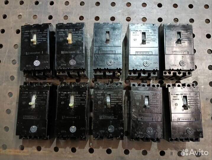 Автоматический выключатель 40 а СССР