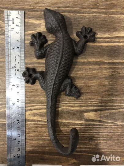 Крючки чугунные