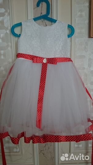 Платье нарядное